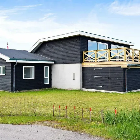 Modern Holiday In Near The Ocean * Хуннестед