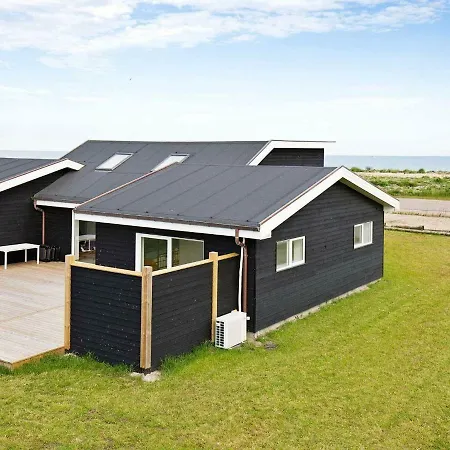 Modern Holiday In Near The Ocean Hundested